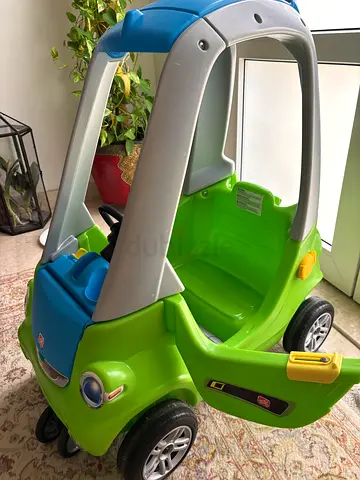 Step2 Coupe-style Ride-On Car - Green  Blue