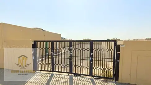 للبيع قطعة أرض صناعي تجاري الصجعة - الشارقة