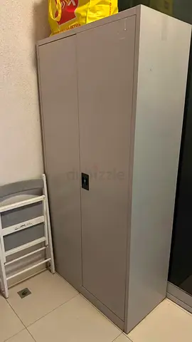 2 door wardrobe