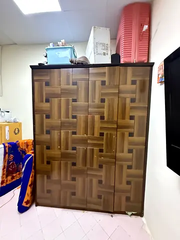 Wood-effect 4-door Wardrobe / Armoire - Good Condition