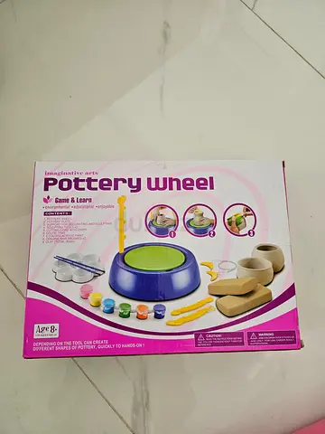 New. Pottery wheel toy.