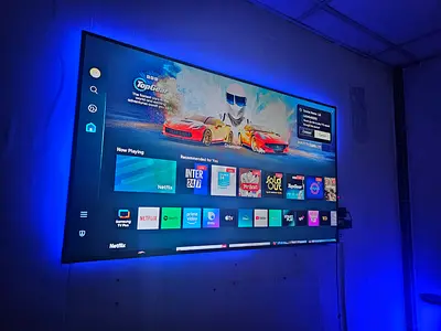 55-inch Samsung LED Smart TV (Wall-mounted) - Good Working Condition super clean content
