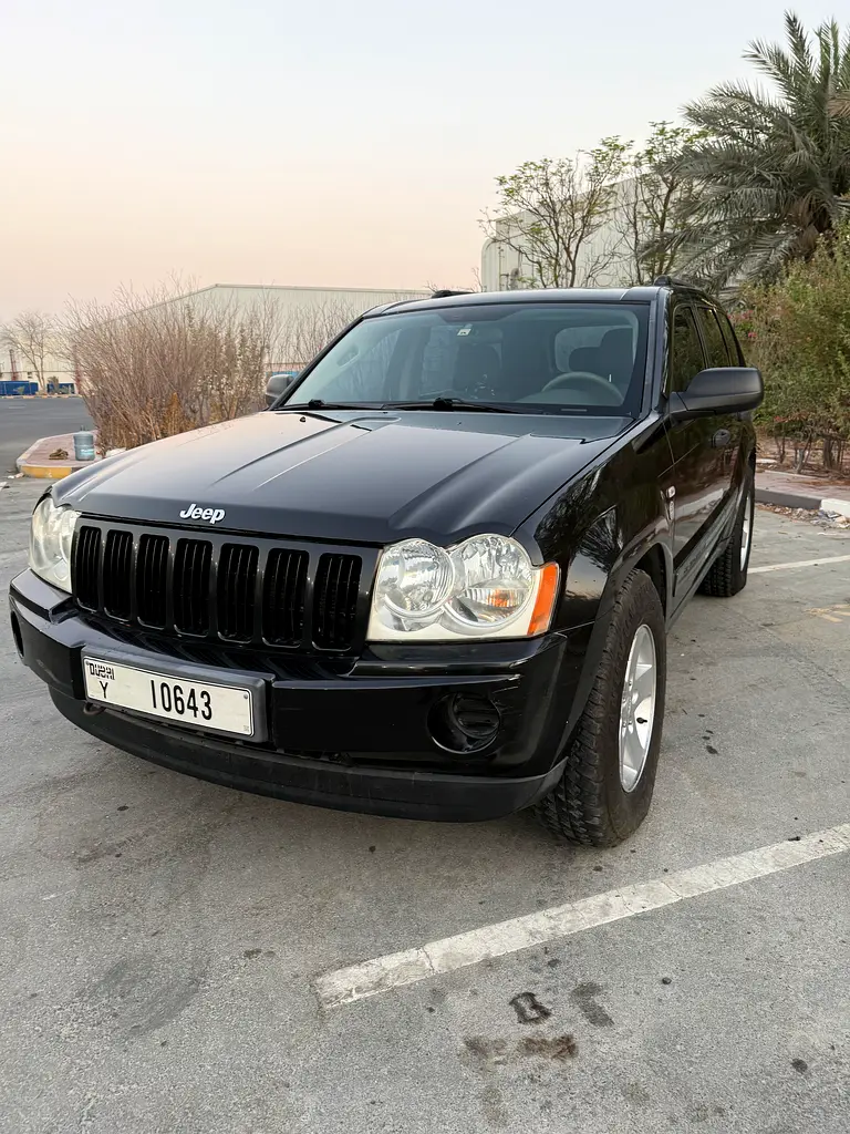 Jeep Grand Cherokee 2007 — photo 1 of 8