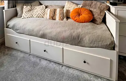 Ikea Day bed with two mettreses available in perfect condition