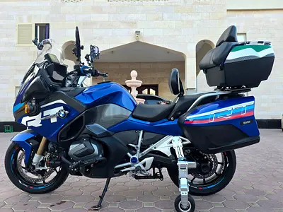 Fully Loaded BMW R 1250 RT Tour Bike
