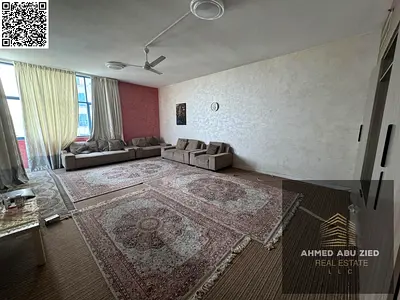 ثلاث غرفة منها غرفة ماستر صالة كبيرة مطبخ واسع 4 حمام 3 بلكون اطلالة مفتوحة تكييف مركزي غرفة خادمة تسهيلات في الدفع قريب لمخرج دبي الشارقة تامين شيك
