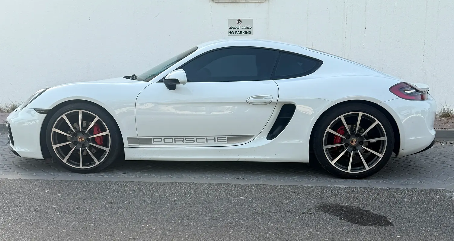 Porsche Cayman 2014 — photo 1 of 11