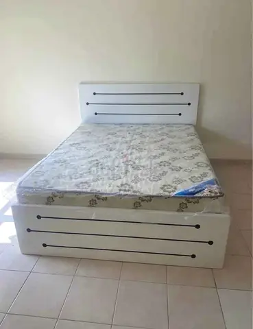 White Double Bed with Headboard and Storage Drawer - Good Condition