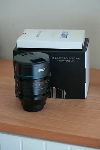 SIRUI 35mm T2.9 1.6x Full-Frame Anamorphic Lens - Excellent Condition