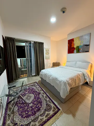 Partial sea view en-suite room in Princess Tower Marina