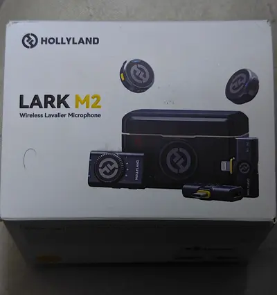 HOLLYLAND LARK M2 Wireless Lavalier Microphone Kit - Sealed Box