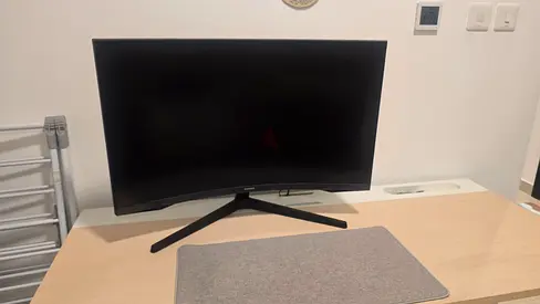 Samsung Odyssey G5 32 QHD 165Hz Curved Monitor