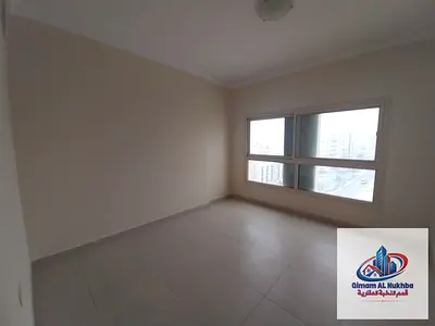 شقة ثلاث غرف وصالة في البوطينة ثاني ساكن بإطلالة مميزة على شارع الزهراء مع باركينج وموقع استثنائي قريب من جميع الخدمات