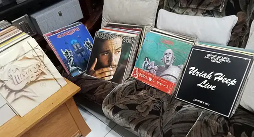 Mint condition Rock music vinyls for sale