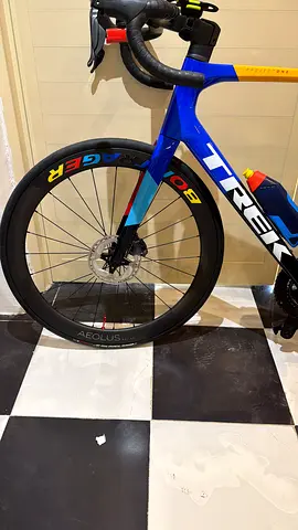Trek Madone SLR 7 Gen( 8 )900 series 2025 model
