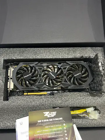 Graphics Card: Gigabyte RTX 3080 10GB Trinity OC (LHR)