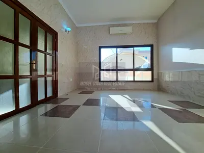 Spacious Studio With Separate Kitchen | Private Entrance | Monthly 3000 / Free Parking in KCA