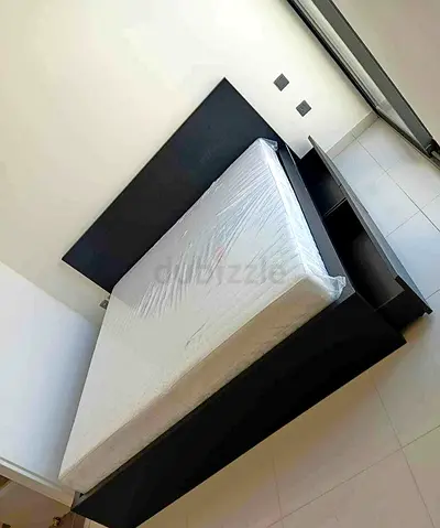 Ikea Malm bed with mattress queen size excellent