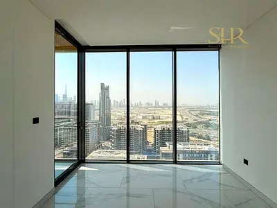 High Floor | Burj View | Larger Unit | Fitted Kitchen