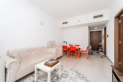 FULLY FURNISH 1 BEDROOM WITH 2 BATHROOMS WITH GARDEN ON PRIME LOCATION CONTACT US NOW