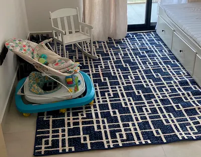 Homes r us Rug - carpet 160 by 225 cm, perfectly new - fixed price