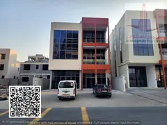 Commercial building for rent, ground floor and 3 floors. Suitable for a restaurant or nursery. Locat