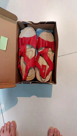 women sandal for sale