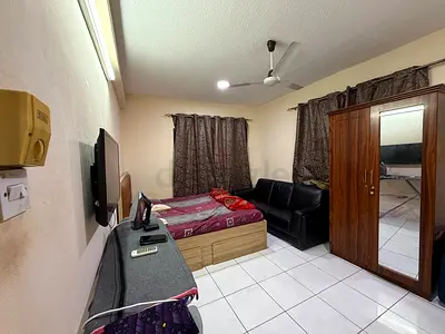 FAMILY ROOM AVAILABLE (Fully Furnished)