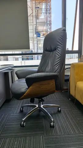 High-back Leather Office Chair with Wooden Accents