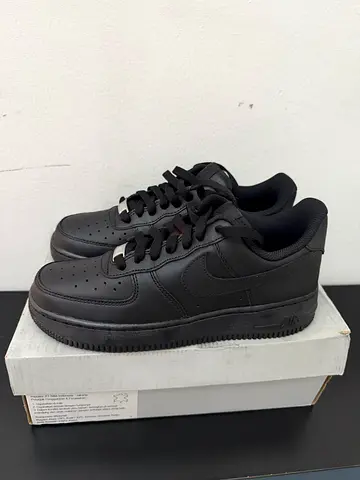 Air Force 1 Triple Black US 6