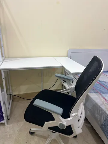 White Study Desk with Ergonomic Mesh Office Chair - Good Condition