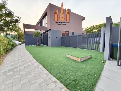 LUXURIOUS Brand New Spacious 5BHK Signature Villa All Amenities in Tilal city