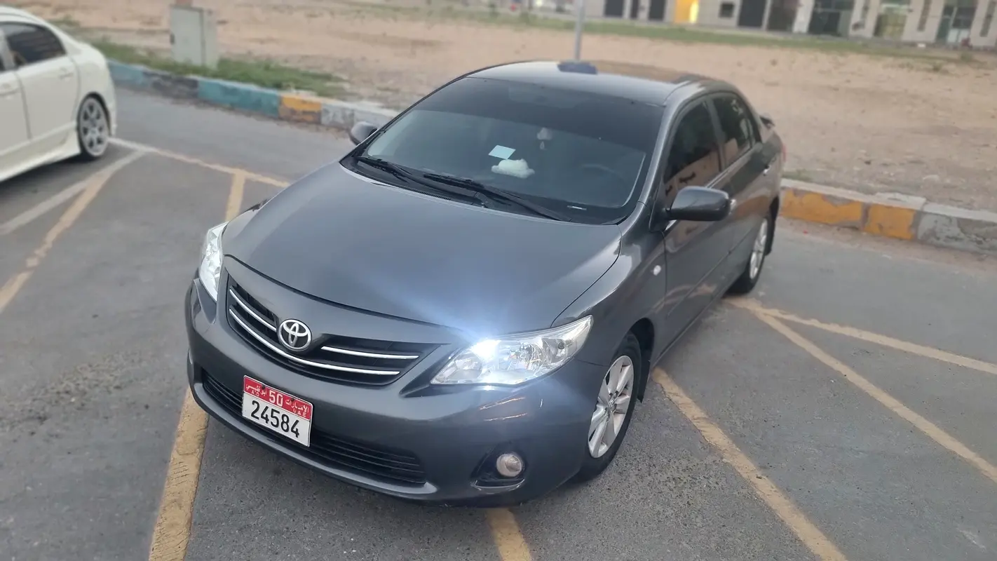 Toyota Corolla 2009 — photo 1 of 7
