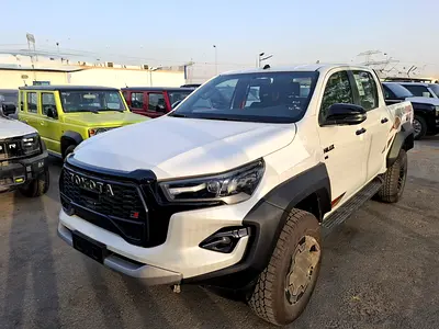 Toyota Hilux GR Sport 4.0L 2025 AT DC White Petrol (Export Only)