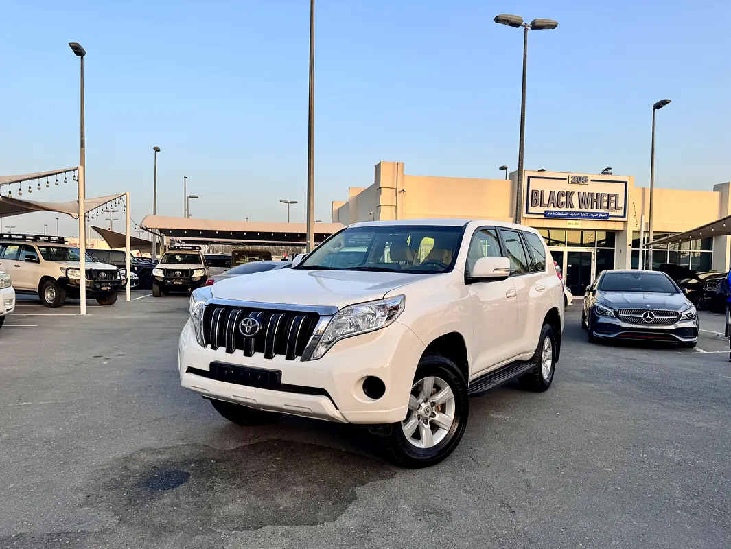 Toyota Prado 2016 — photo 1 of 20
