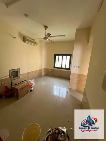 The most beautiful one-bedroom apartment with a living room in Al Nabaa, featuring very spacious areas, split air conditioning, and central gas. A sep