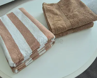 Pack of 4 Beach or bath towel