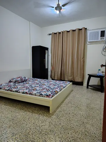 Room available for rent