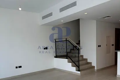 BRAND NEW 4BR | BRIGHT INTERIORS | PRIME WATERFRONT LIVING