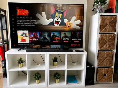 Sony 65” 4K Smart TV – KD-65X8500E (AED 1,000 – Final)