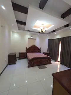 Family  room availabale for  rent