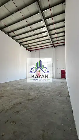 Industrial warehouse for rent in Umm Al Quwain with an area of 2,800 sq. ft 25 KW power,