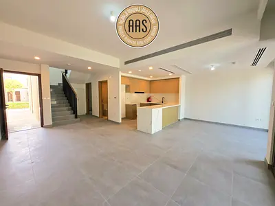 LUXURY LIVING READY TO MOVE 3BR+MAID VILLA JUST 165K