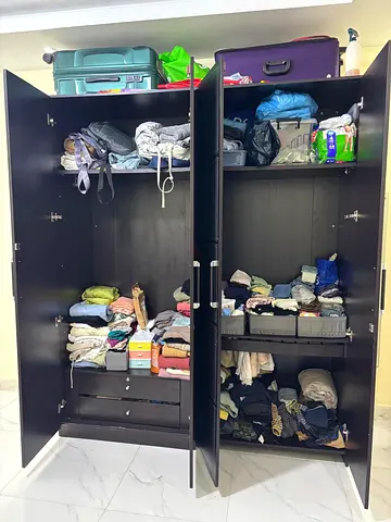 4 door Cupboard