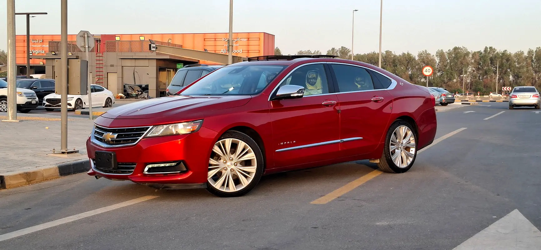Chevrolet Impala 2015 — photo 1 of 11