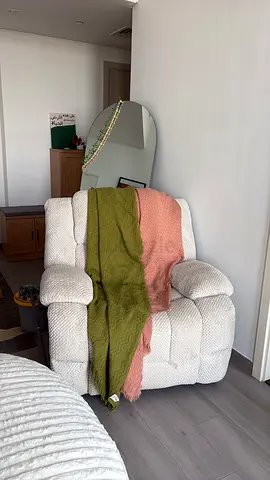 Selling Single Recliner