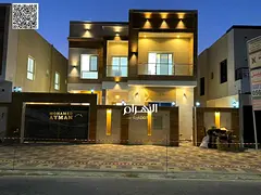 Prime Location! 2-Storey Villa on the Park Roundabout