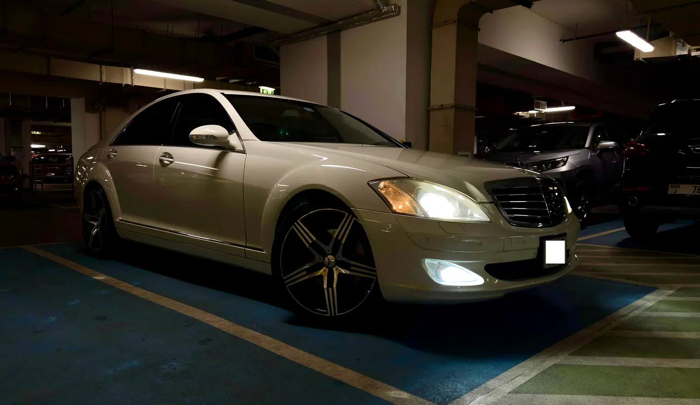 Mercedes-Benz S-Class 2008 — photo 1 of 8