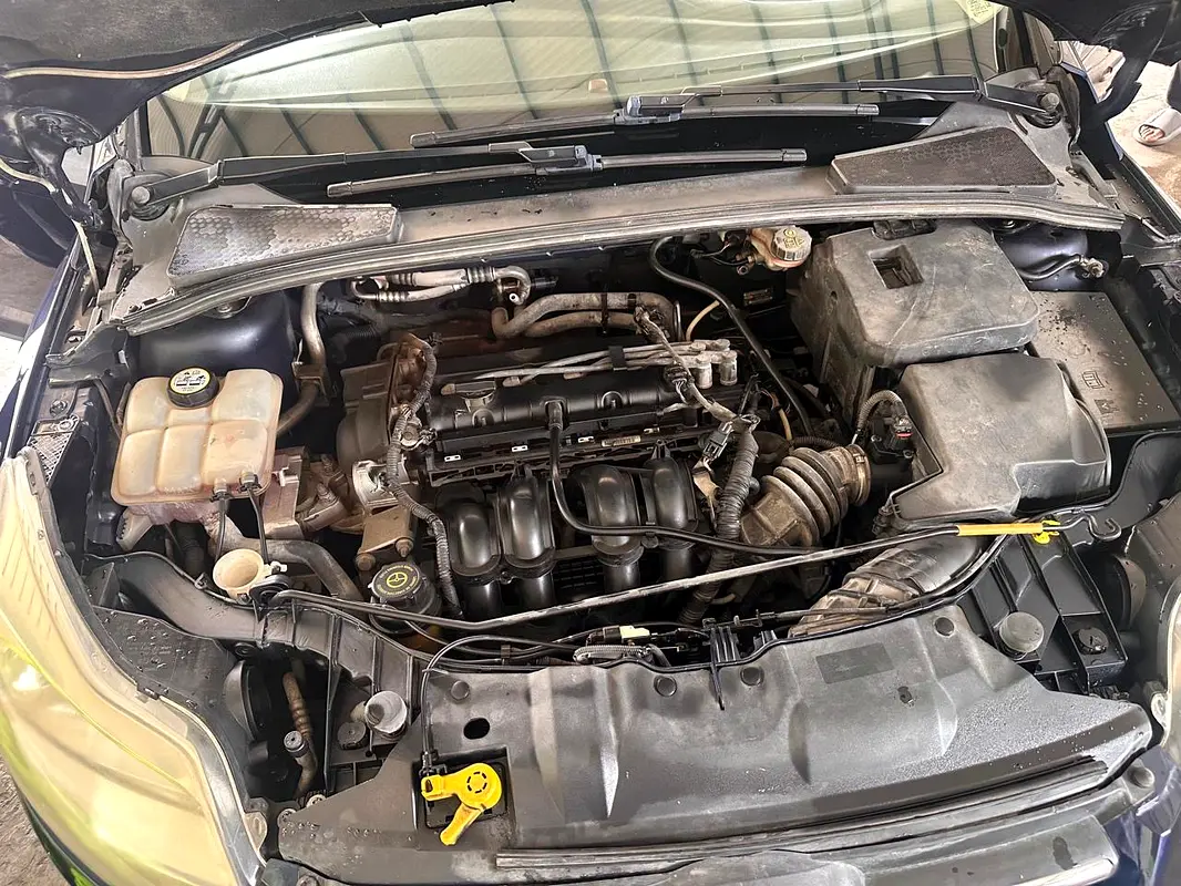 Ford Focus 2013 — photo 1 of 9