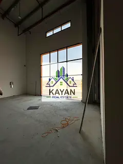 industrial warehouse with a total area of 7,000 square feet